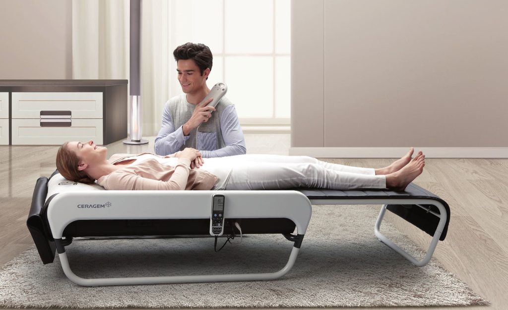 massage-bed